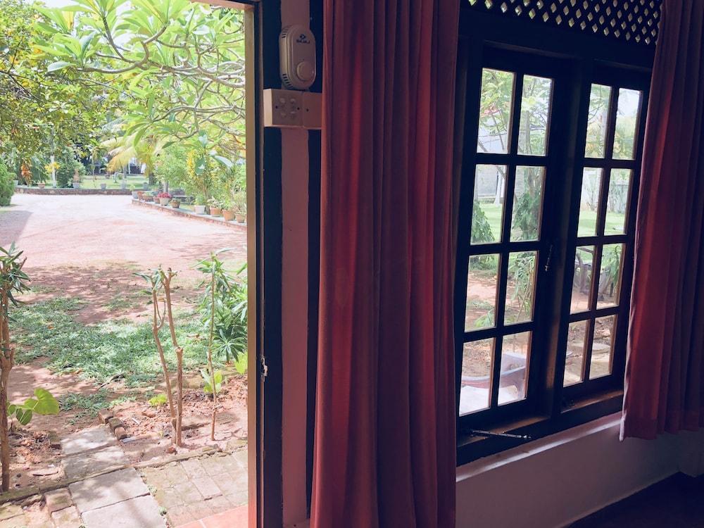 Hotel Lagoon Paradise Negombo Dış mekan fotoğraf