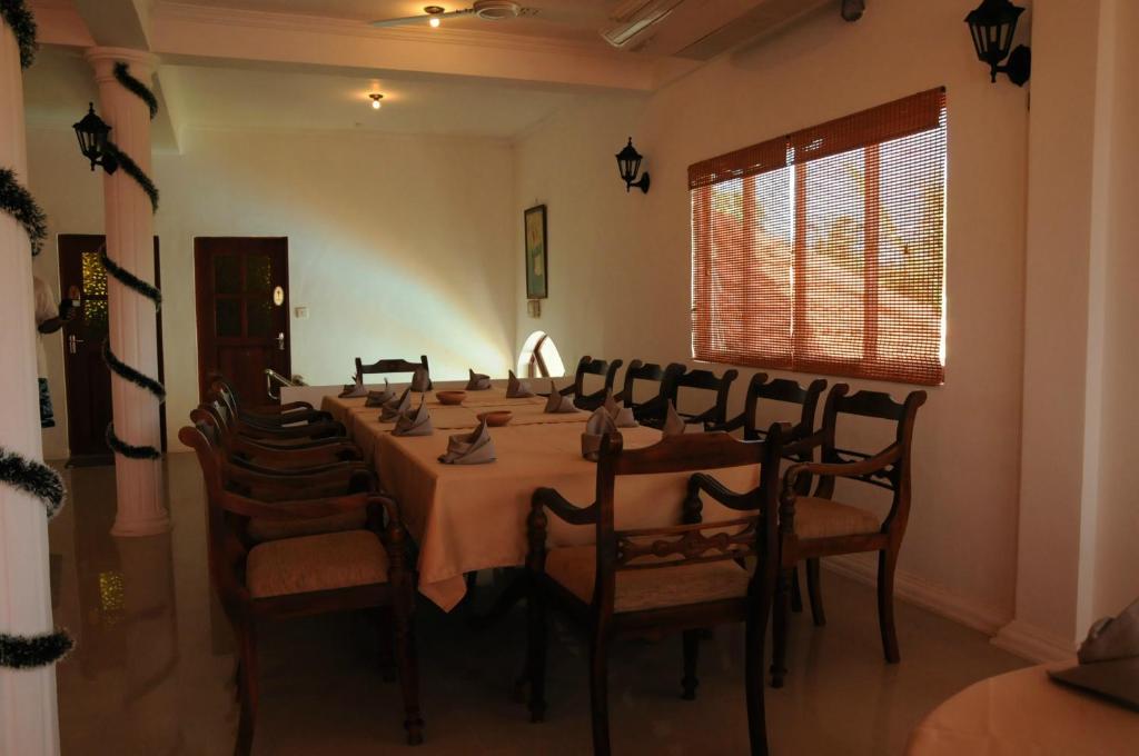 Hotel Lagoon Paradise Negombo Dış mekan fotoğraf