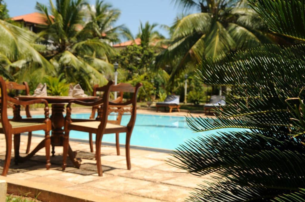Hotel Lagoon Paradise Negombo Dış mekan fotoğraf
