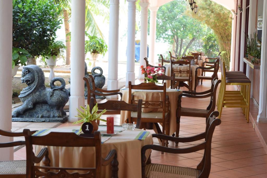 Hotel Lagoon Paradise Negombo Dış mekan fotoğraf