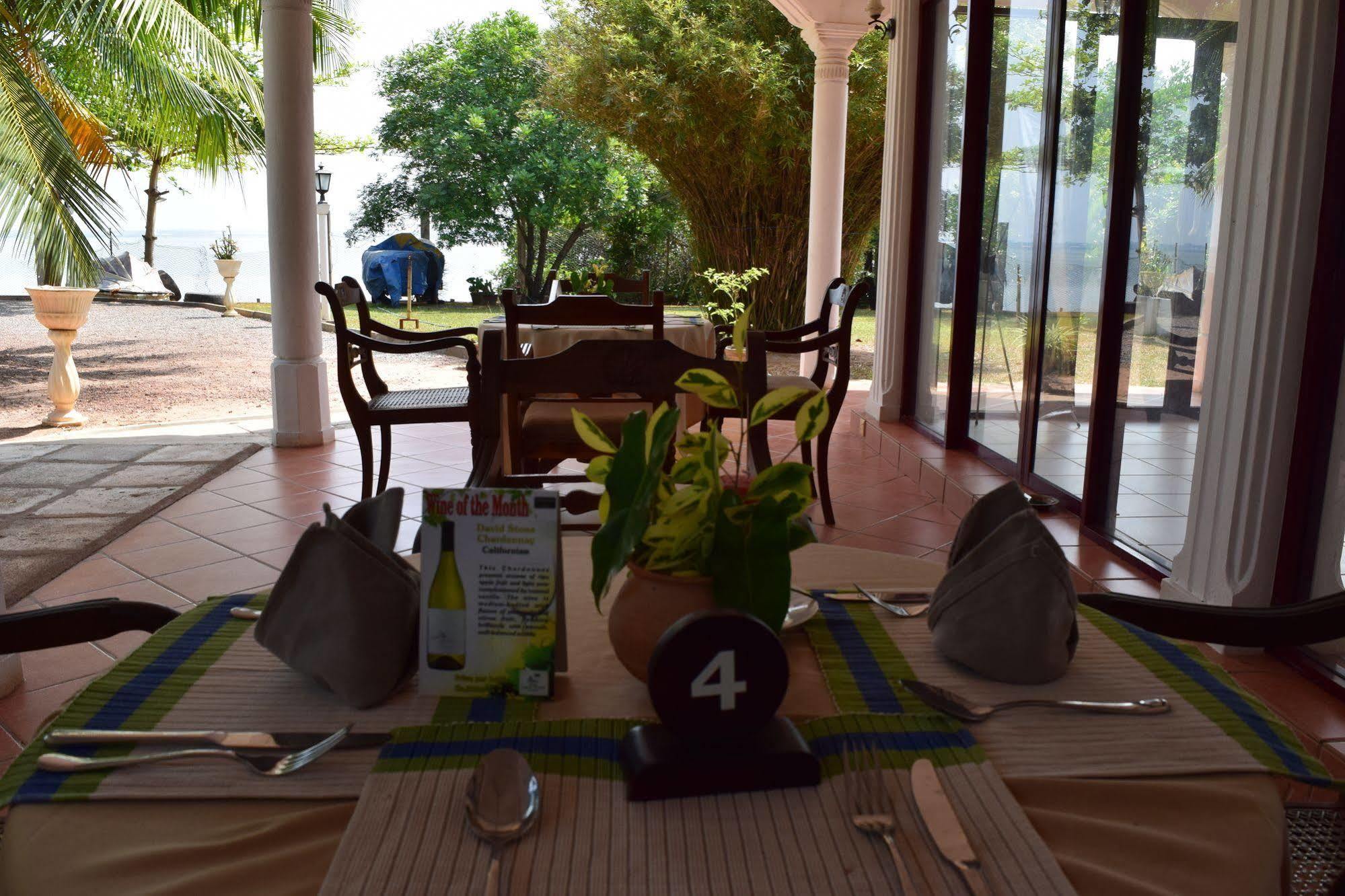 Hotel Lagoon Paradise Negombo Dış mekan fotoğraf